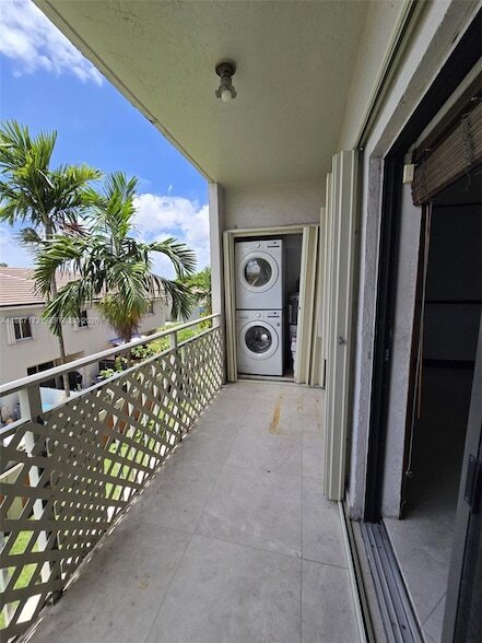 Building Photo - 8425 NW 8th St