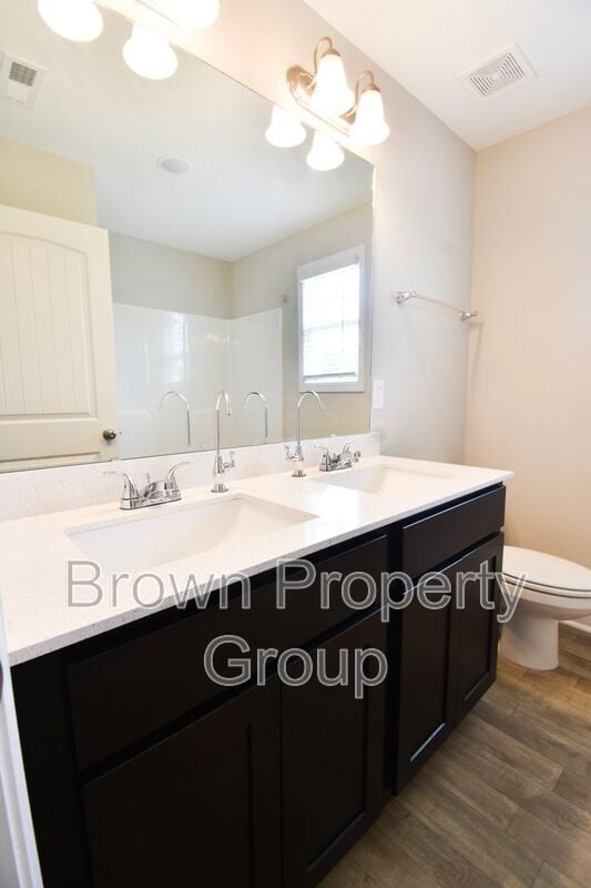 Building Photo - 538 Kivett Ct