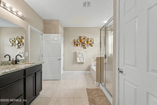 Building Photo - 12647 Julington Oaks Dr