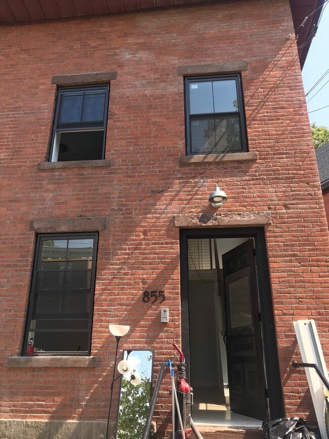 Building Photo - Two-Storey Historic Brick Townhouse in Eas...