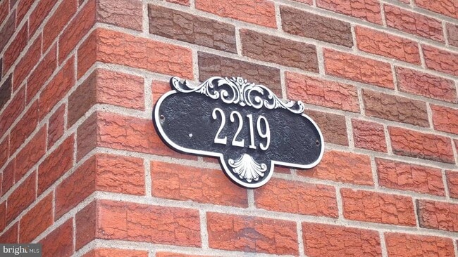 Building Photo - 2219 Haverford Rd