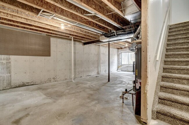 Building Photo - 6769 Rio Bravo Grove