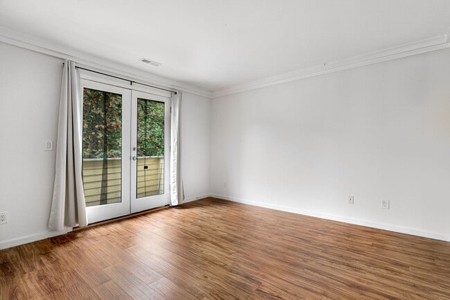 Building Photo - Large Capitol Hill House- Prime Location