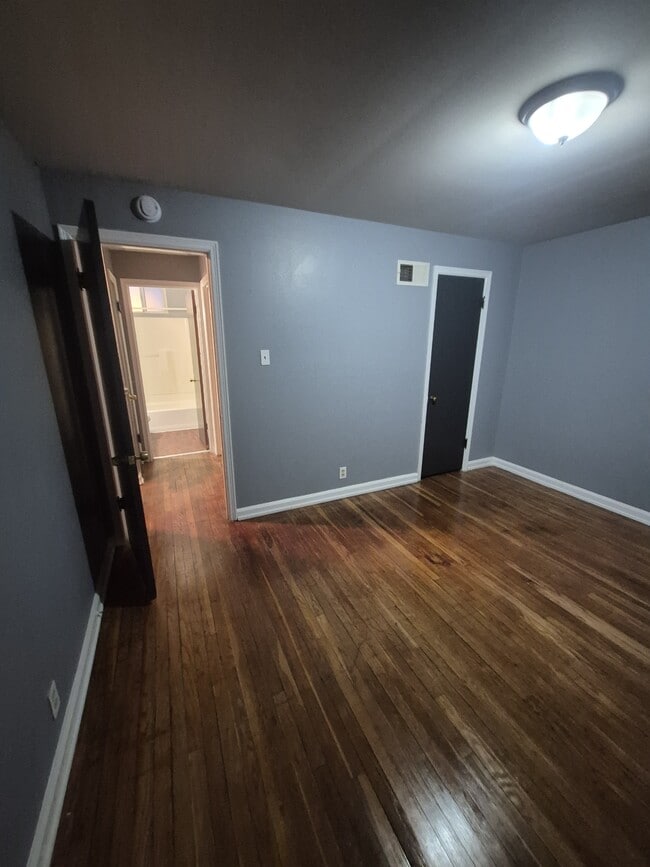 Building Photo - 1539 Comet Dr