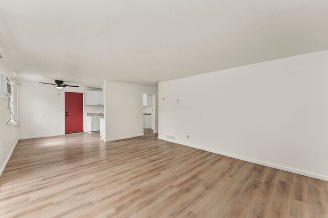 Building Photo - 6429 Stoneman Dr