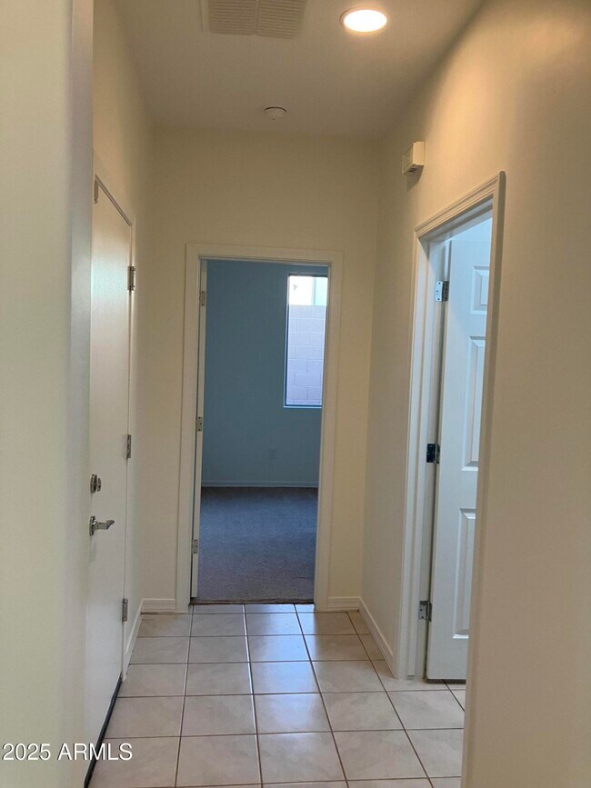 Building Photo - 5239 W Toronto Highlands Ln