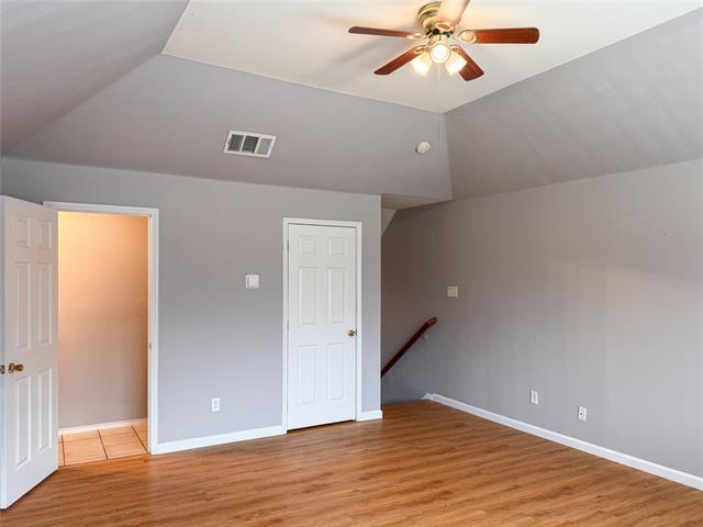 Building Photo - 1212 Maple Terrace Dr