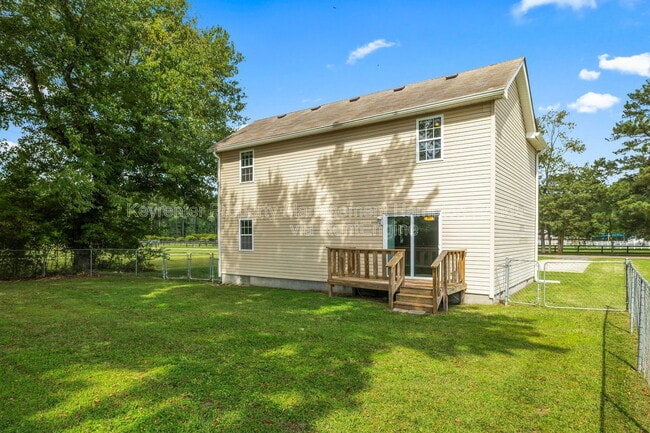 Building Photo - 3645 Landstown Rd