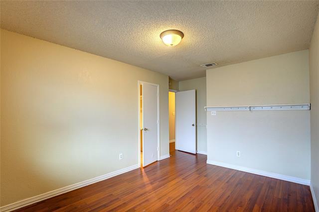 Building Photo - 5307 School Hill Cir