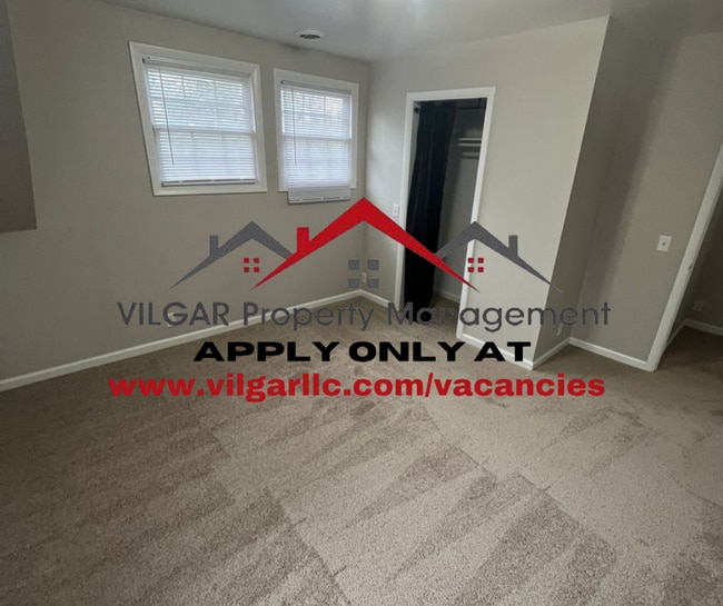 Building Photo - Step into this fully refreshed 5-bedroom, ...
