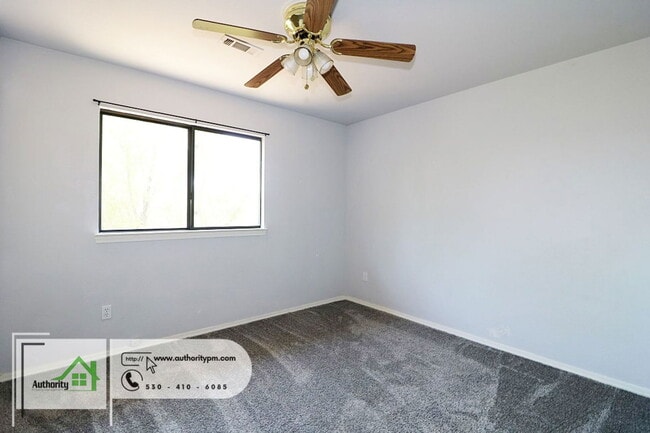 Building Photo - 727 Flower Ash Ln