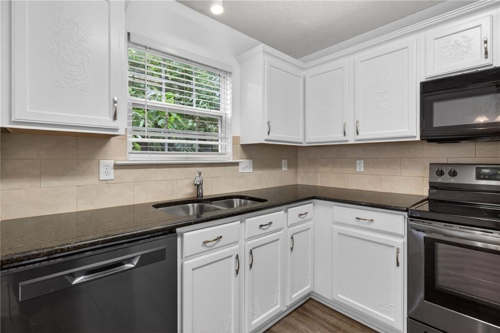 Building Photo - 275 Cottonwood Creek Cir