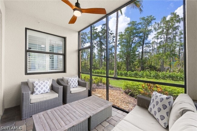 Building Photo - 9715 Acqua Ct