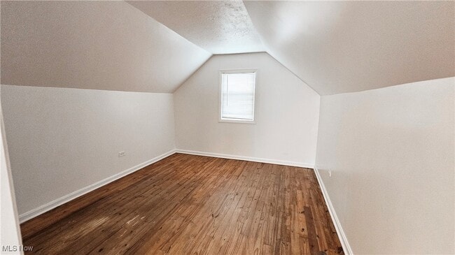 Building Photo - 3900 Wetzel Ave