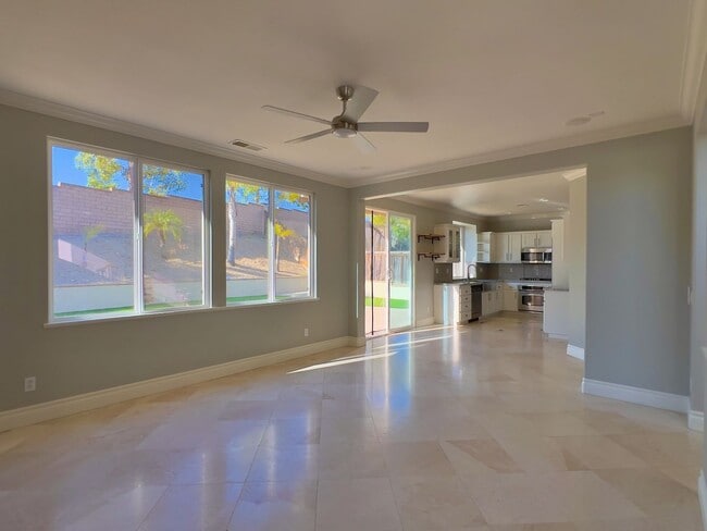 Building Photo - Upgraded 4 bedrooms 3 full baths home in Chula Vista- San Miguel Ranch area.