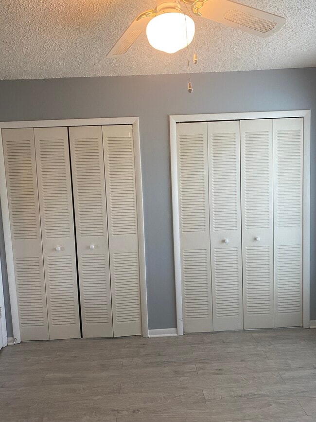 Building Photo - 610 Windrush Bay Dr