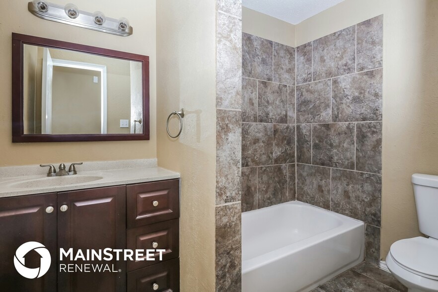 Building Photo - 1508 Bandera Dr