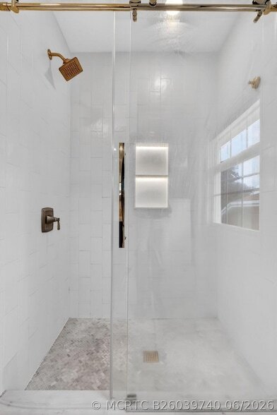 Building Photo - 412 El Prado