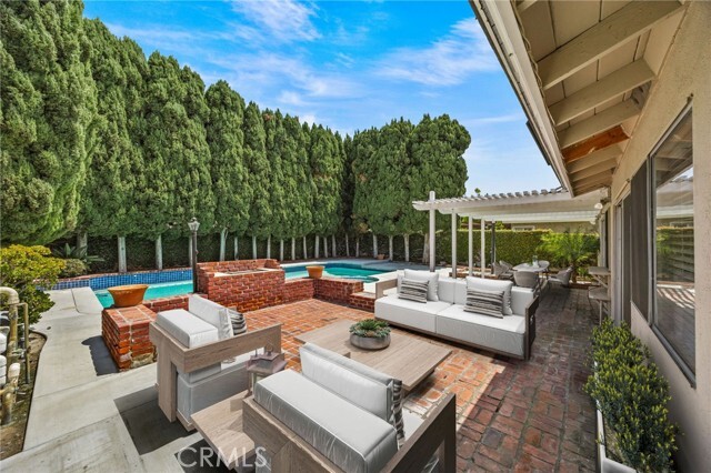 Building Photo - 8451 Pepperwood Cir
