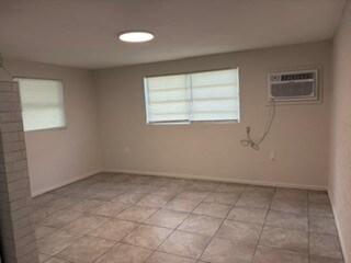 Living Room - 222 S Country Club Rd