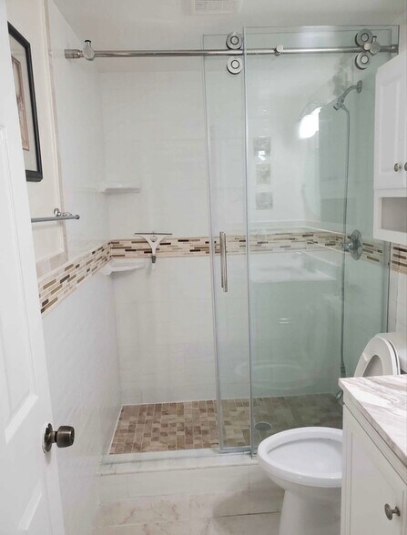 Building Photo - 7721 W Hiawatha St