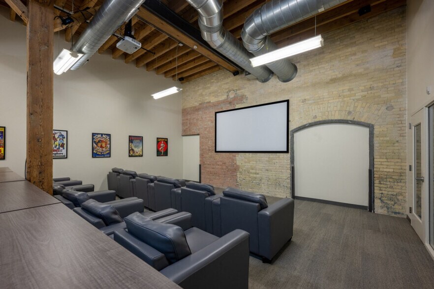 Building Photo - 1125 N 9th St