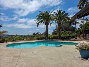 Building Photo - Stunning Coastal Retreat in Oceanside with...