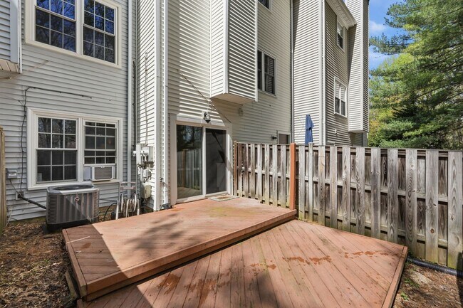 Building Photo - This beautifully refreshed condominium offers a refined blend of style and comfort