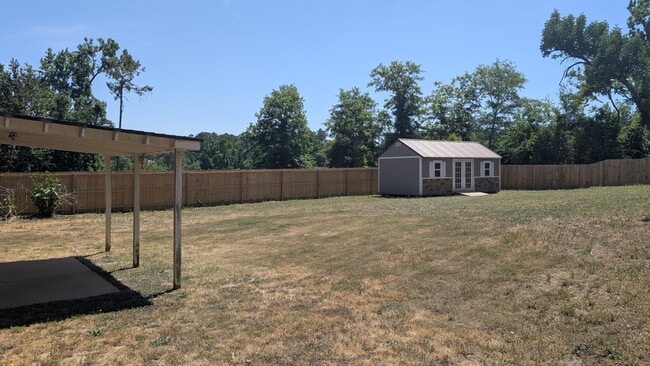 Building Photo - 335 Timberidge Dr