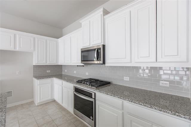 Building Photo - 2811 Willow Ln