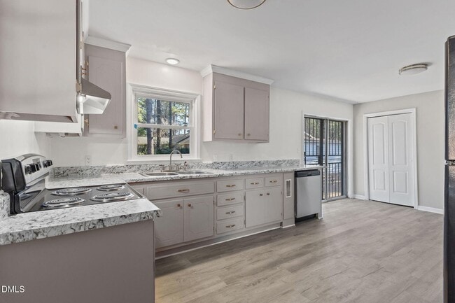 Building Photo - 329 S McPherson Church Rd