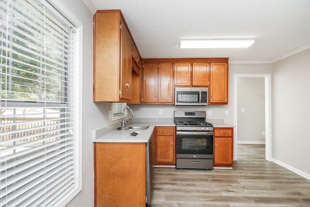 Building Photo - 2405 Glynn Oaks Ct SW