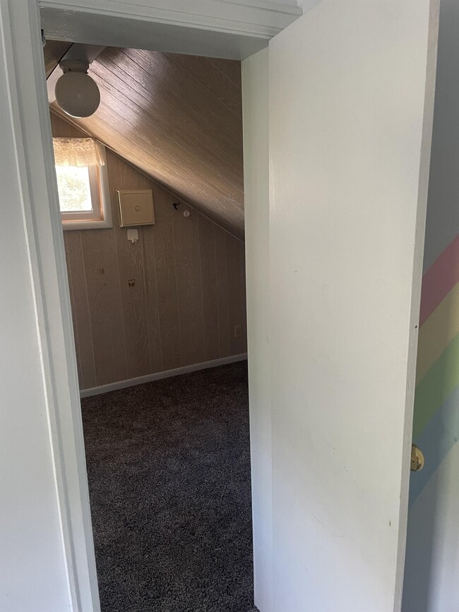 Building Photo - 7020 Brown Rd