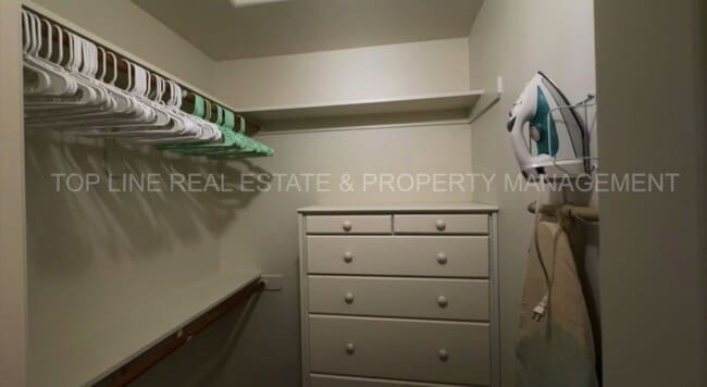 Building Photo - Coming Soon! Fully Furnished Home with Pool – Prime Location in Visalia, CA