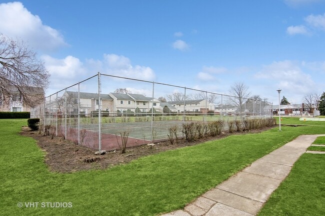 Building Photo - 452 Mallview Ln