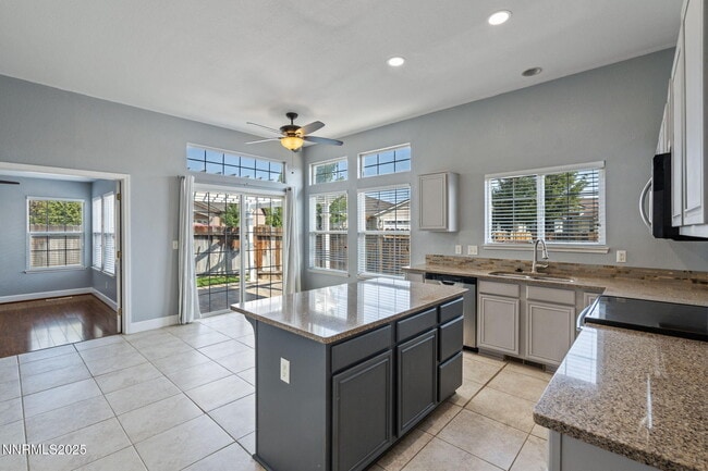 Building Photo - 1470 Ridge Point Dr
