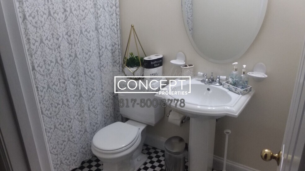 Building Photo - 90 St Botolph St