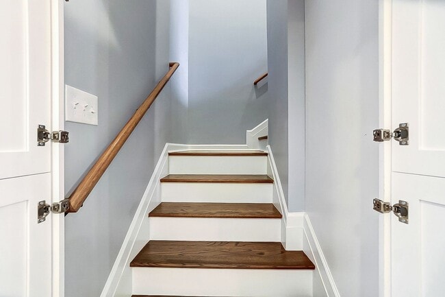 Building Photo - (Coming Soon) Beautiful Remodeled  Home in Historic Wilmore.