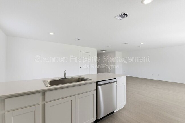 Building Photo - 316 Bush Mdw Ln