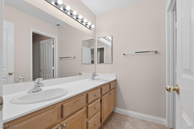 Building Photo - 9041 Faversham Ct