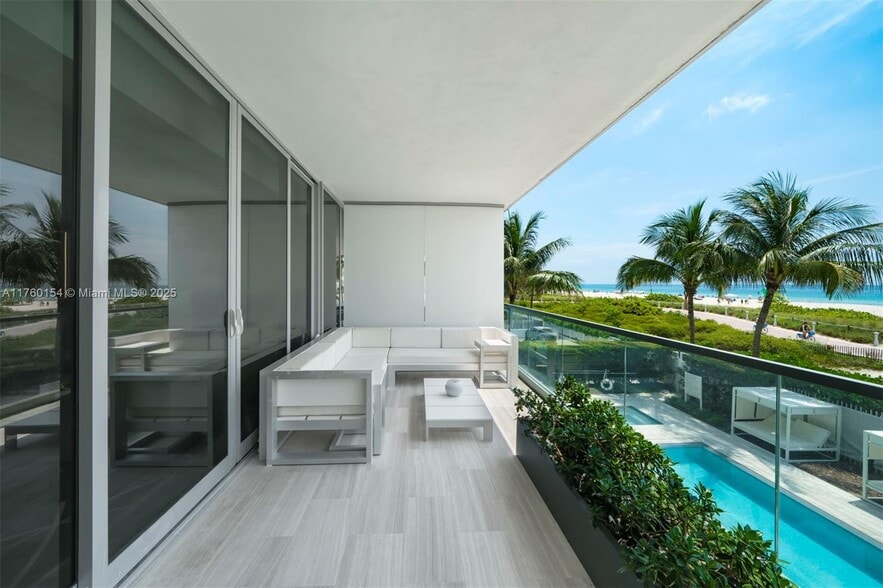 Building Photo - 321 Ocean Dr