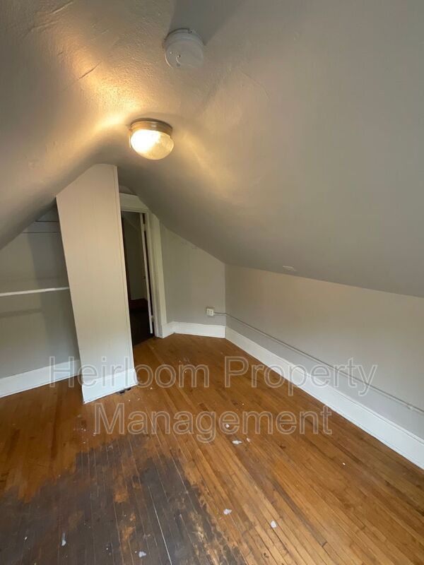 Building Photo - 601 Woodland Ave