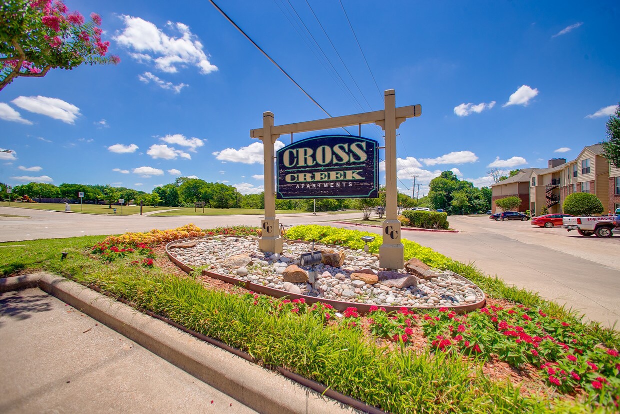 Cross Creek Plano