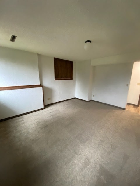 Building Photo - 1350 Yellowstone Ave