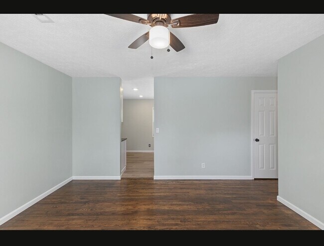 Building Photo - 3782 Feather Ln