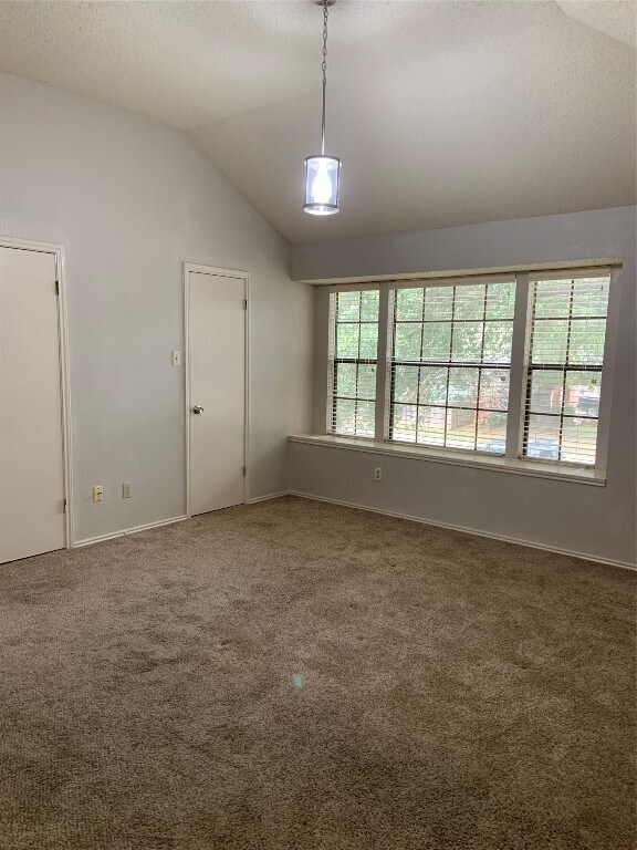 Building Photo - 14309 Kincheloe St
