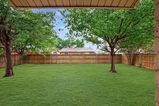 Building Photo - 5308 Gates Dr