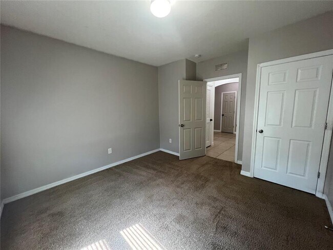 Building Photo - 3287 Trentwood Ln