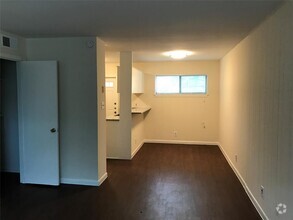 Building Photo - 5001 Bull Creek Rd