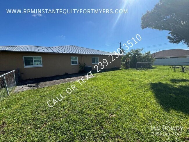 Building Photo - 3608 SW 7th Pl